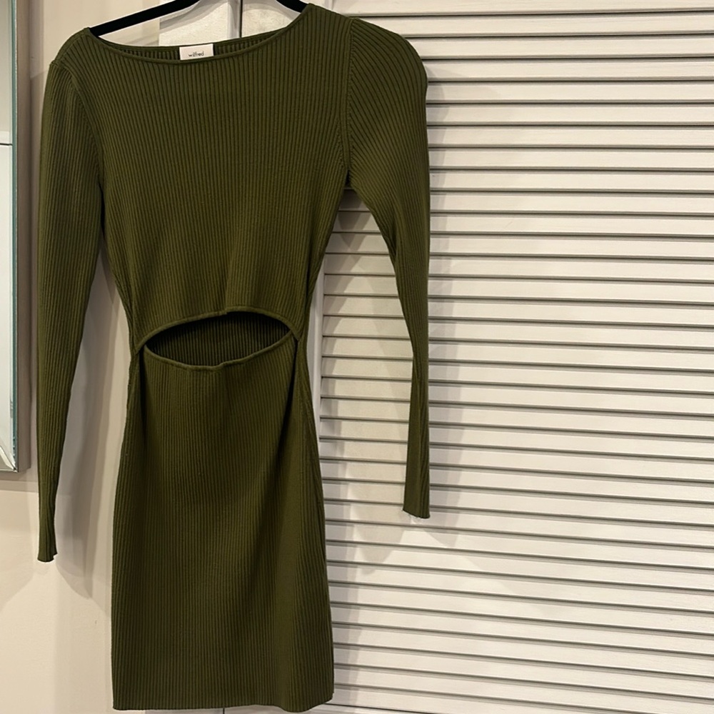ARITIZA LONG SLEEVE DRESS WITH CUT OUT